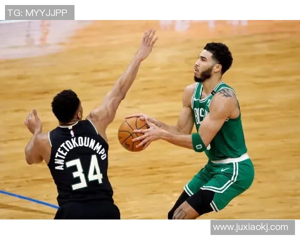 塔图姆回应外界批评称专注比赛不受干扰坚持做好自己